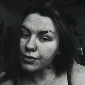 Meet your Posher, Leah